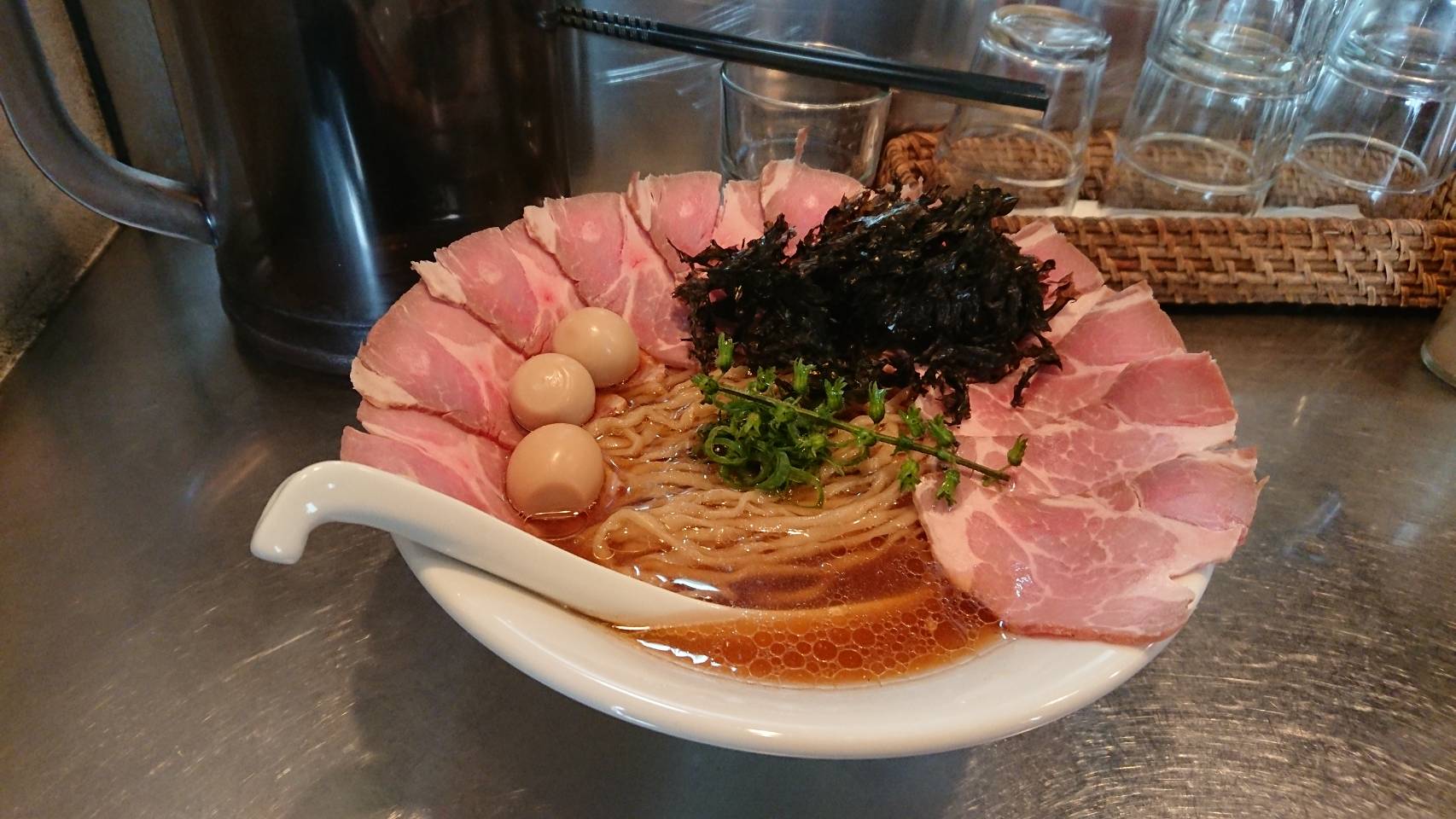 昼さんじ:冷やし帆立岩海苔蕎麦 (肉増し)