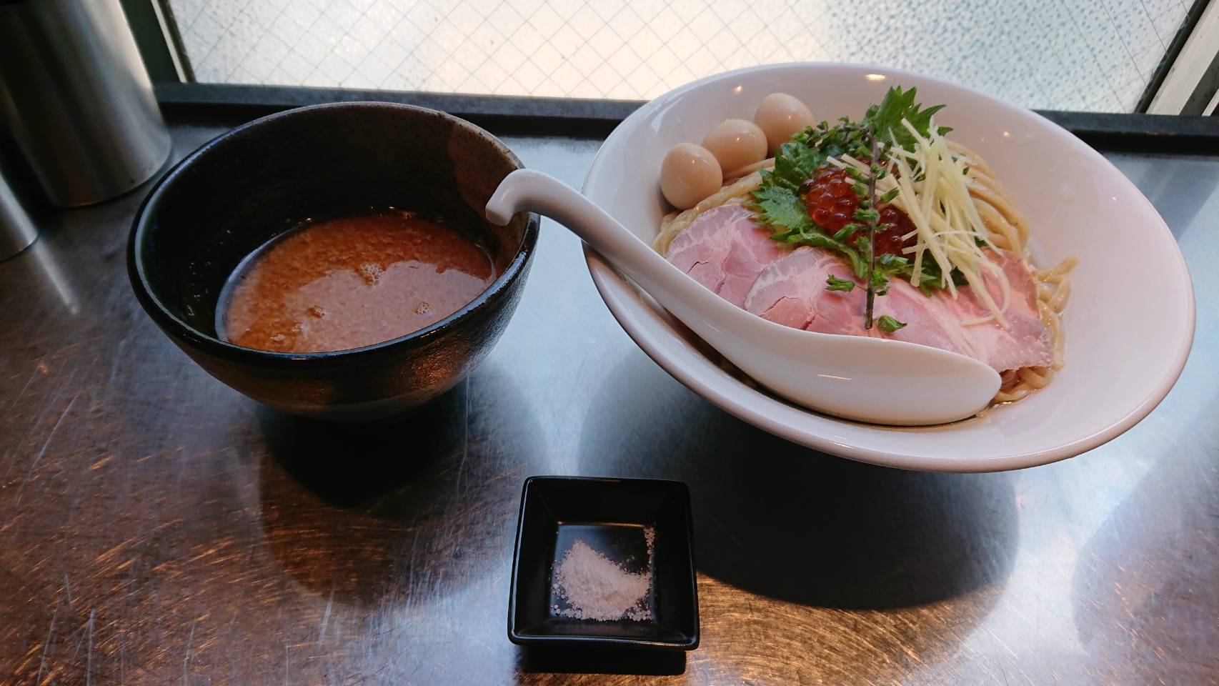 三位一体つけ蕎麦 (甘海老、サーモン、イクラ) あの塩、あの昆布水使用