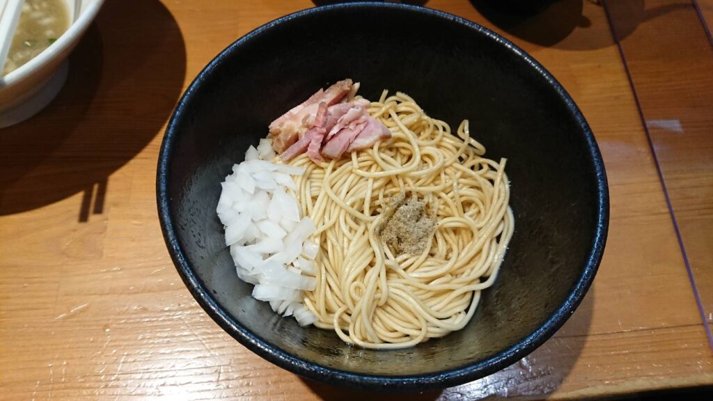 江東区亀戸のつきひ：特製中華蕎麦+和え玉