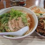 江東区大島、タイ料理店バンプー：クイッティオナーム(タイ風鶏肉ラーメン) ＆セットのガパオガイ