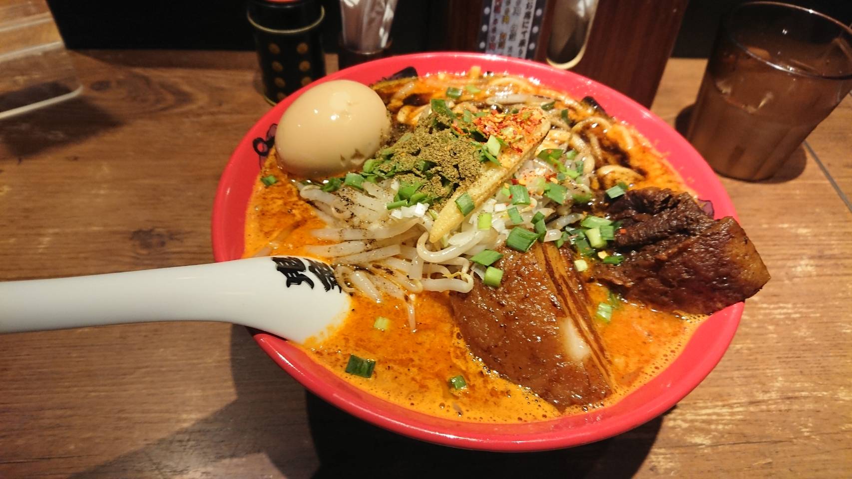 千代田区鍛冶町、カラシビ味噌らー麺・つけ麺 鬼金棒 神田本店：特製カラシビ味噌らー麺 (大盛)