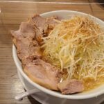 江戸川区西葛西、麺や えいちつー：肉麺+白ネギ