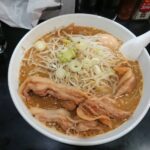 新宿区舟町、一条流がんこラーメン総本家さん：牡蠣の味噌ラーメン (特盛り)