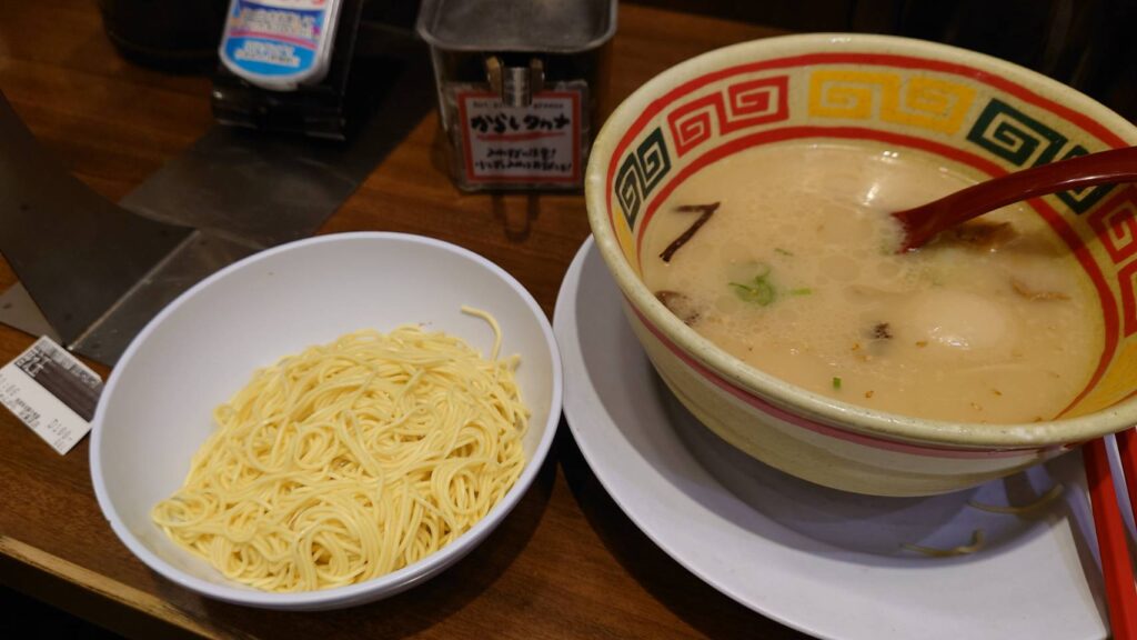 JR秋葉原駅、東京じゃんがら 秋葉原店さん：替え玉(粉落とし)