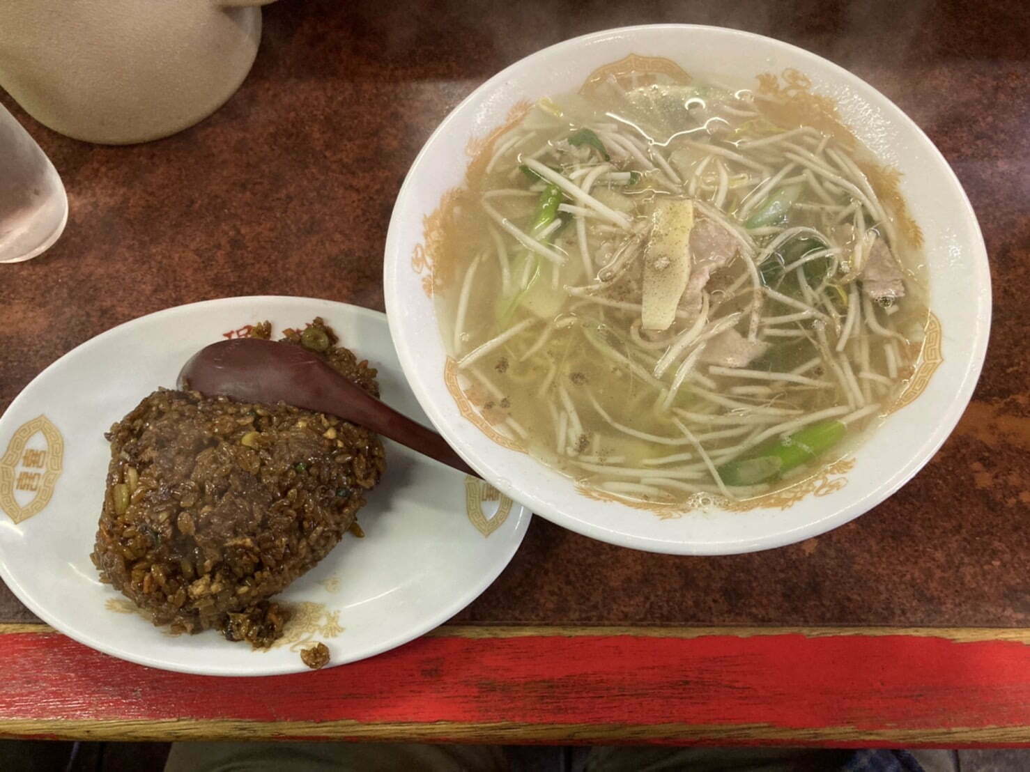 吹田市垂水町、珉宝さん：ラーメン炒飯セット