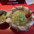 岸和田市東大路町、希望軒 岸和田店さん：とんこつラーメン+チャーシュートッピング+豚ほぐし丼