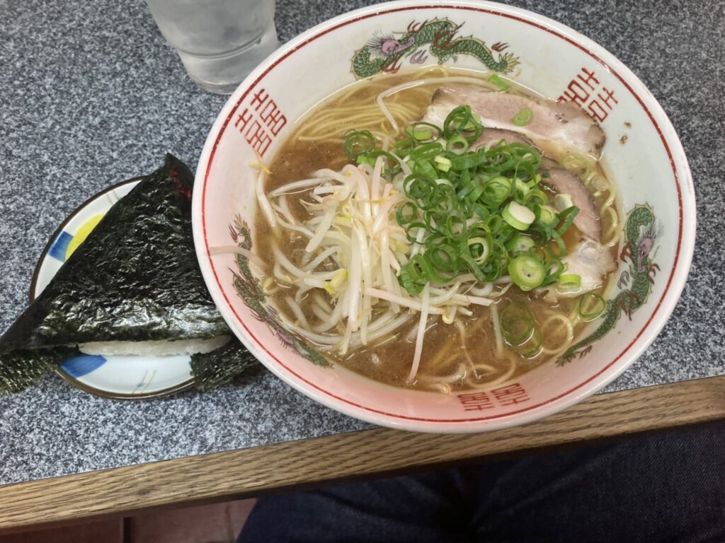 広島市南区的場町、中華そば　こうちゃん本店さん：中華そば