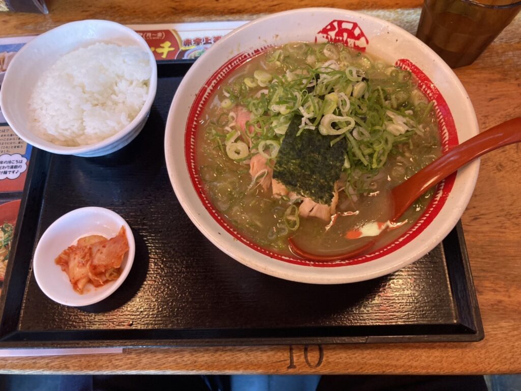 加古郡播磨町北古田、らーめん八角 播磨本店：ラーメンライスランチ