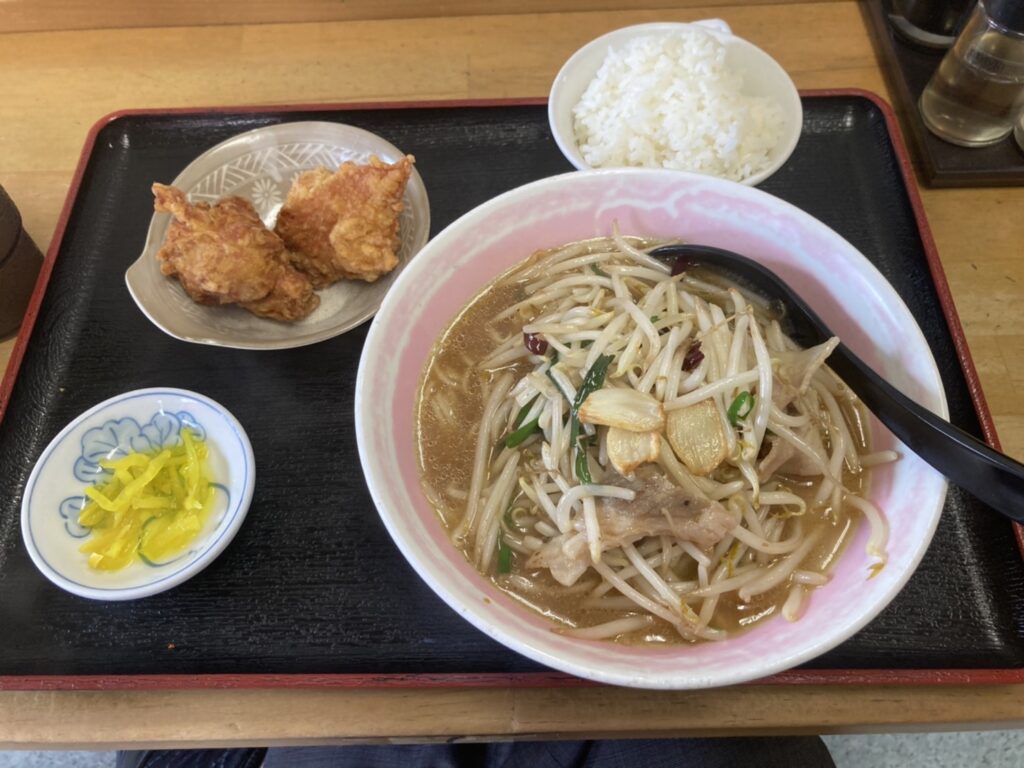 下呂市金山町金山、山珍庵さん：名物ベトコンラーメンセット