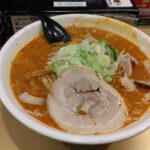 江東区亀戸、超ごってり麺 ごっつ 亀戸本店さん：カレーラーメン (3辛)