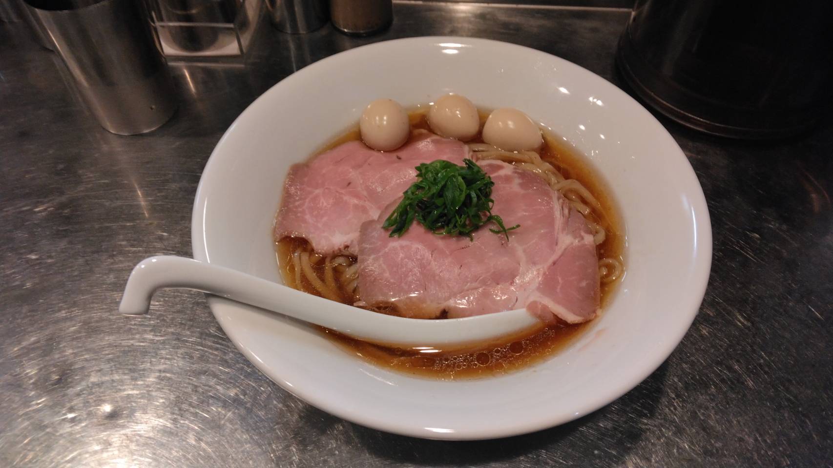 台東区東上野、さんじさん：限定２冷し蜆煮干清湯。(たわやか麺)