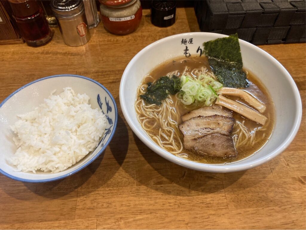 美濃加茂市森山町、麺屋 もり田 美濃加茂店さん：大盛り醤油ラーメン