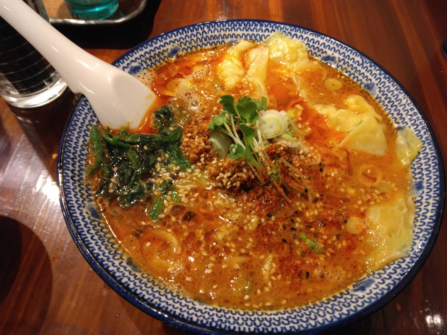 江東区東陽、東京 JOEさん：ワンタンタンタン麺